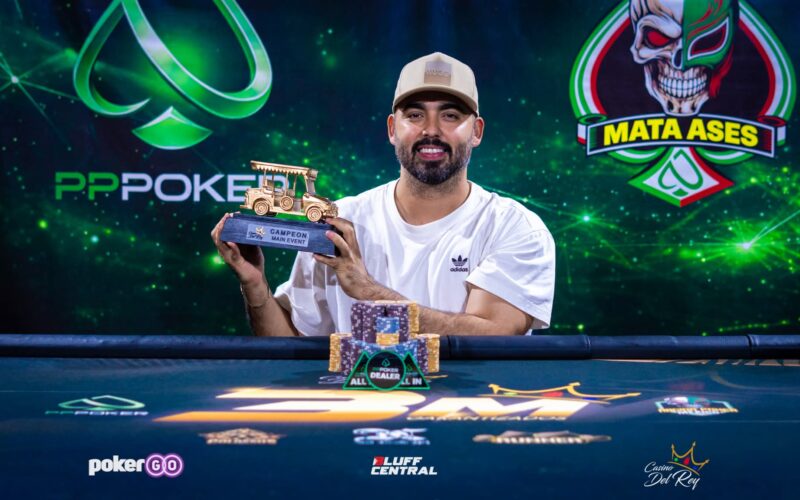 Herrera fue el mejor en la recta final y se impuso en el Evento Principal en Mazatlán