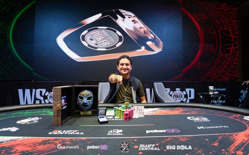 Campos se calzó el anillo del Mini Main Event del WSOP-C México, con una gran remontada en la mesa final
